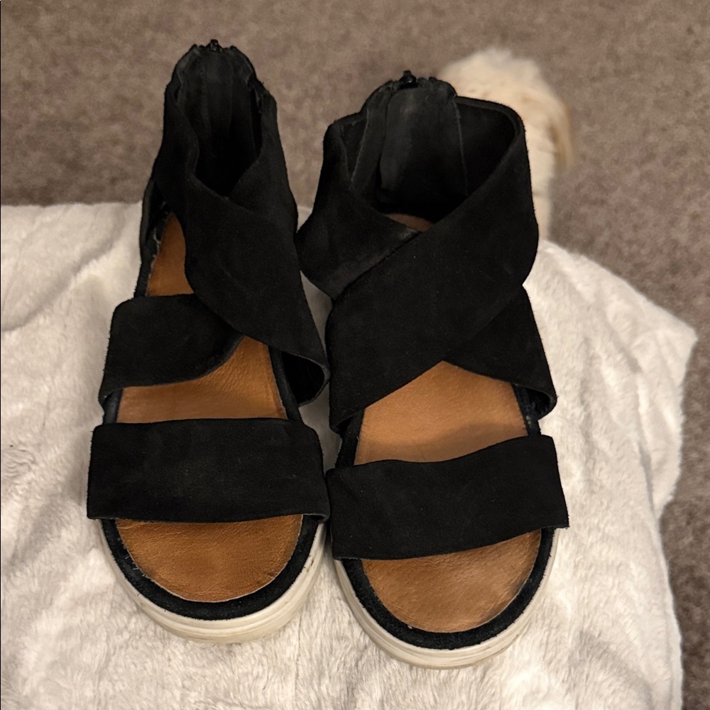 Steve Madden Black Women's Sandals